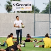 Introducing O Grande Jogo: A Reality Show with World Football Stars and Talented Young Men from Brazil!,